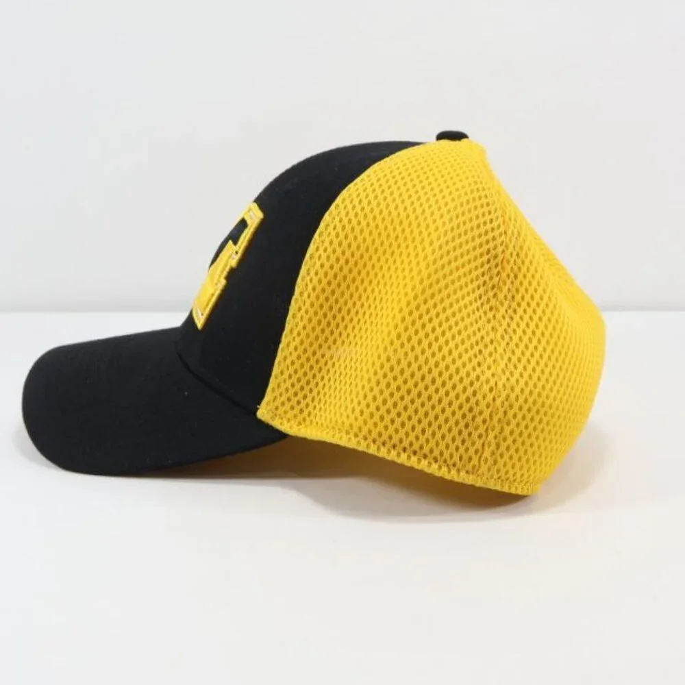 Michigan Wolverines Mens Hat S/M New Era Fitted Cap Embroidered - Picture 5 of 9
